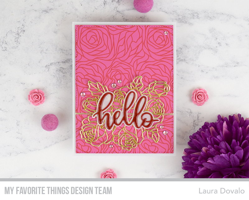 Cenital view of card with two types of roses.