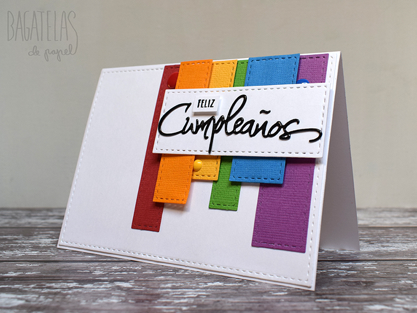 Tarjeta CAS con tiras de colores del arco iris para el reto de septiembre de La Pareja Creativa.