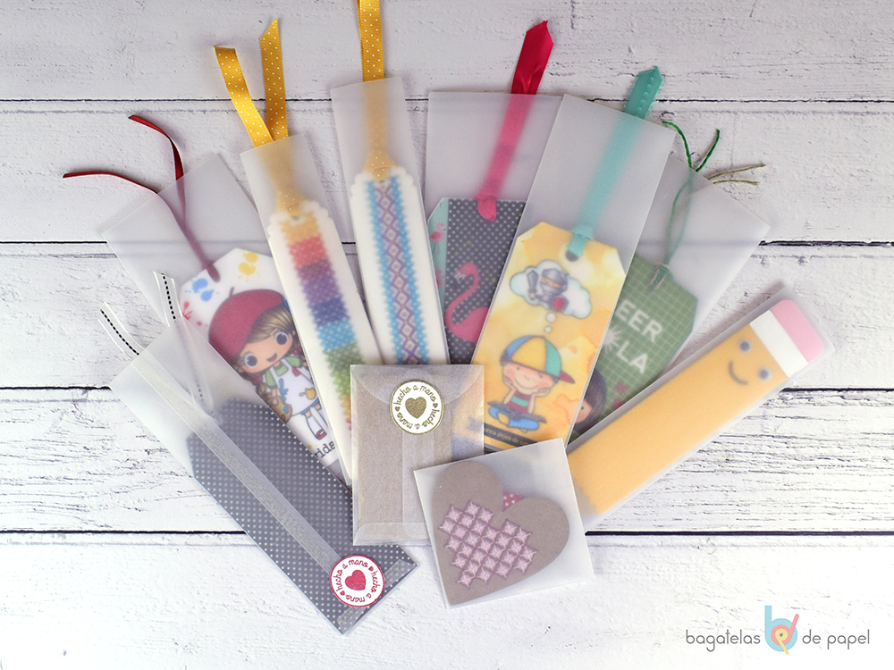 Puntos de libro con fundas de vellum.